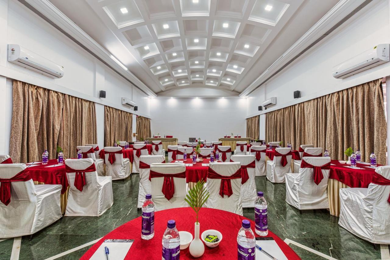 Mayur Retreat & Spa Lonavala Buitenkant foto